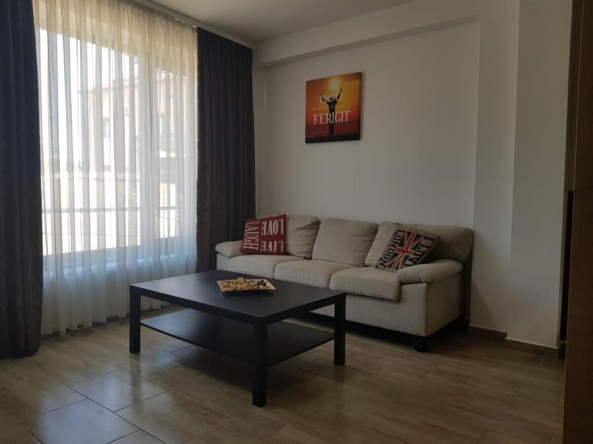 Aparthomes Fundeni 부쿠레슈티 외부 사진